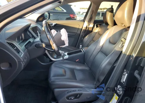 2016 Volvo Xc60 T5 Premier z USA, uszkodzony, nr VIN YV4612RK3G2822780